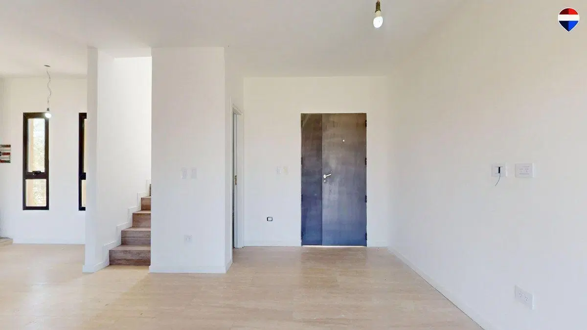 VENTA CASA 4 AMBIENTES BARRIO LAGUNA AZUL 130M2 4