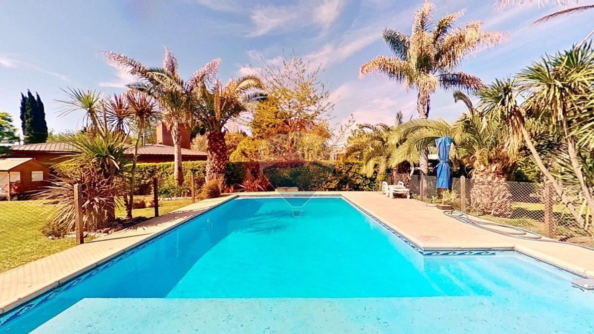 CASA 5 AMBIENTES BARRIO LA CELIA EZEIZA 250M2
