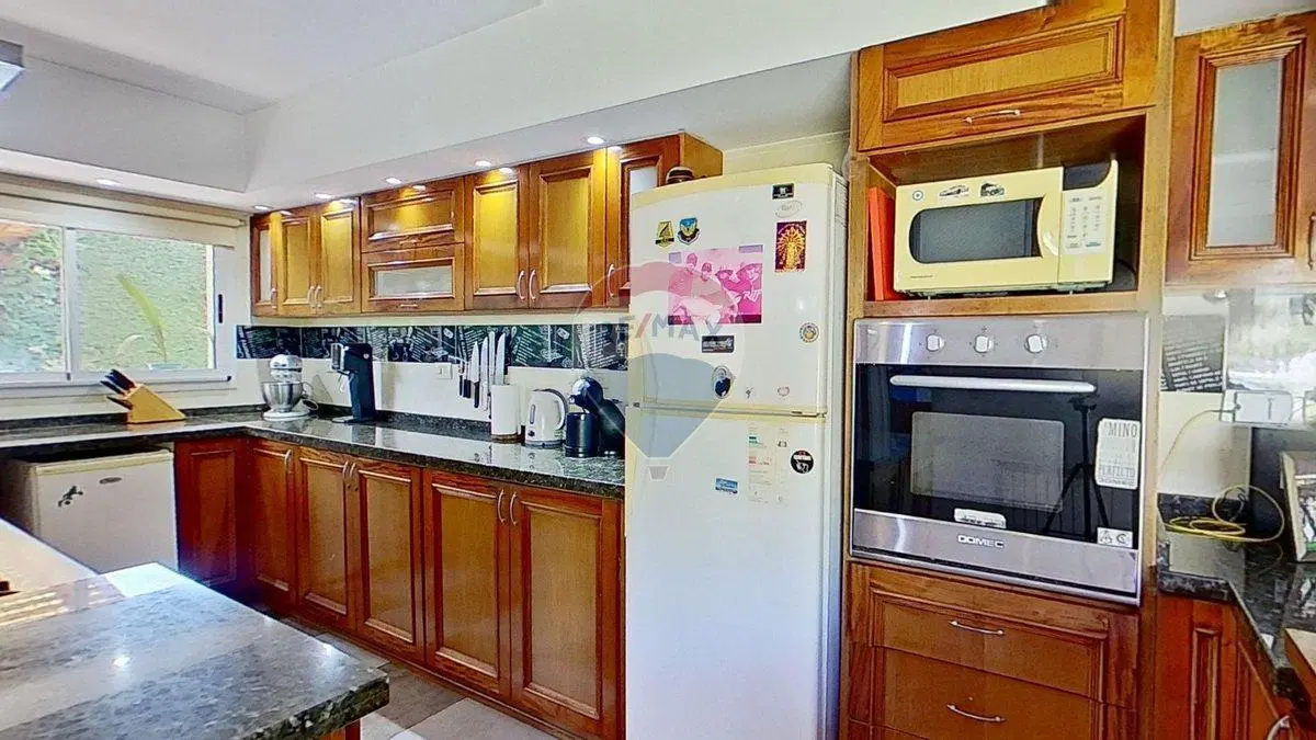 CASA 5 AMBIENTES BARRIO LA CELIA EZEIZA 250M2 3