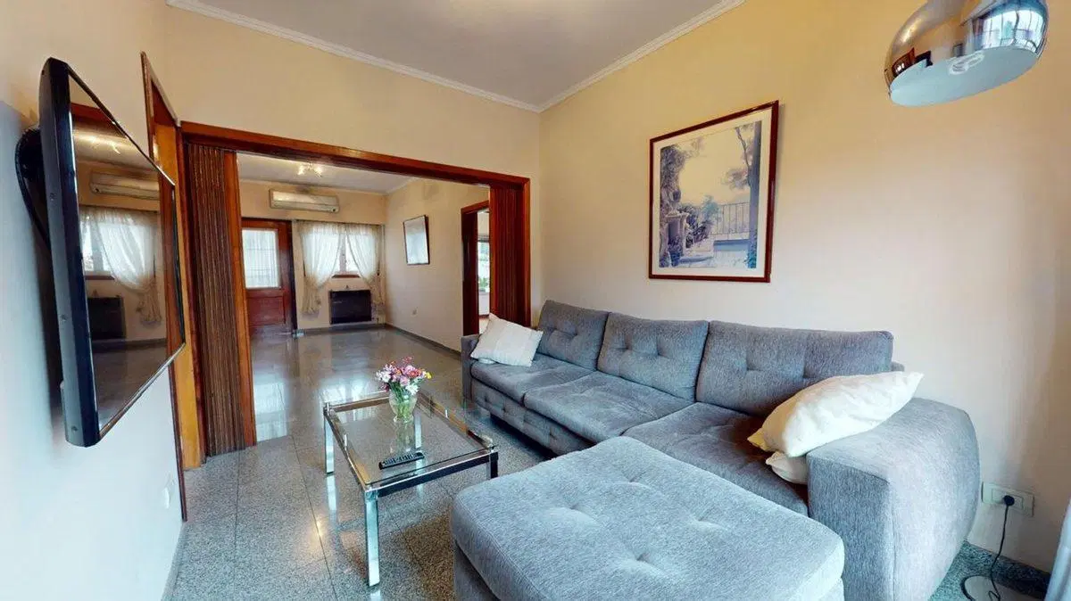 CASA MULTIFAMILIAR VILLA LUGANO 373 M2 4