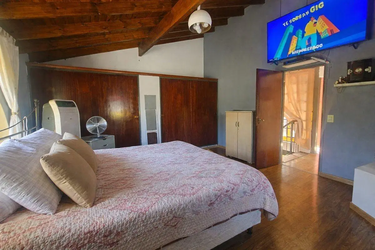 VENTA CASA 3 AMBIENTES Y MEDIO BARRIO TIEMPO LIBRE 3