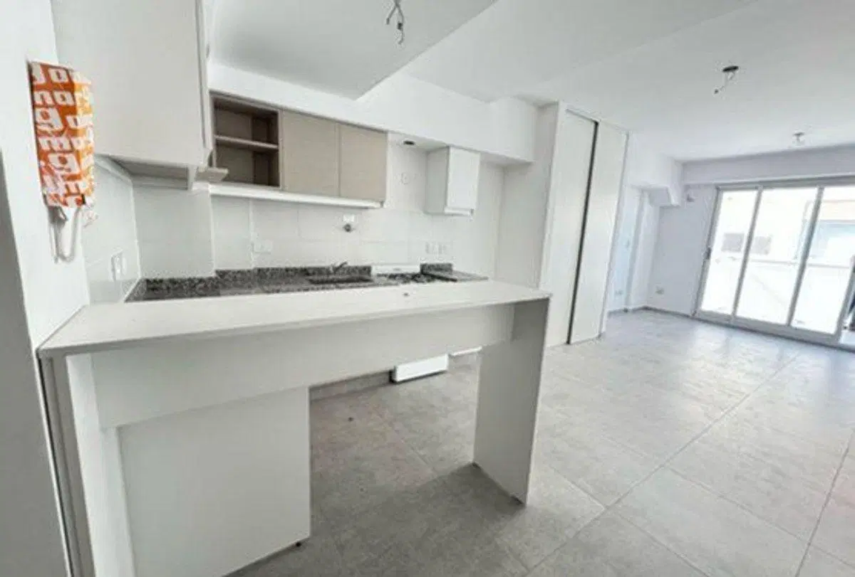 DEPARTAMENTO 1 AMBIENTE VENTA CABALLITO BALCON 3