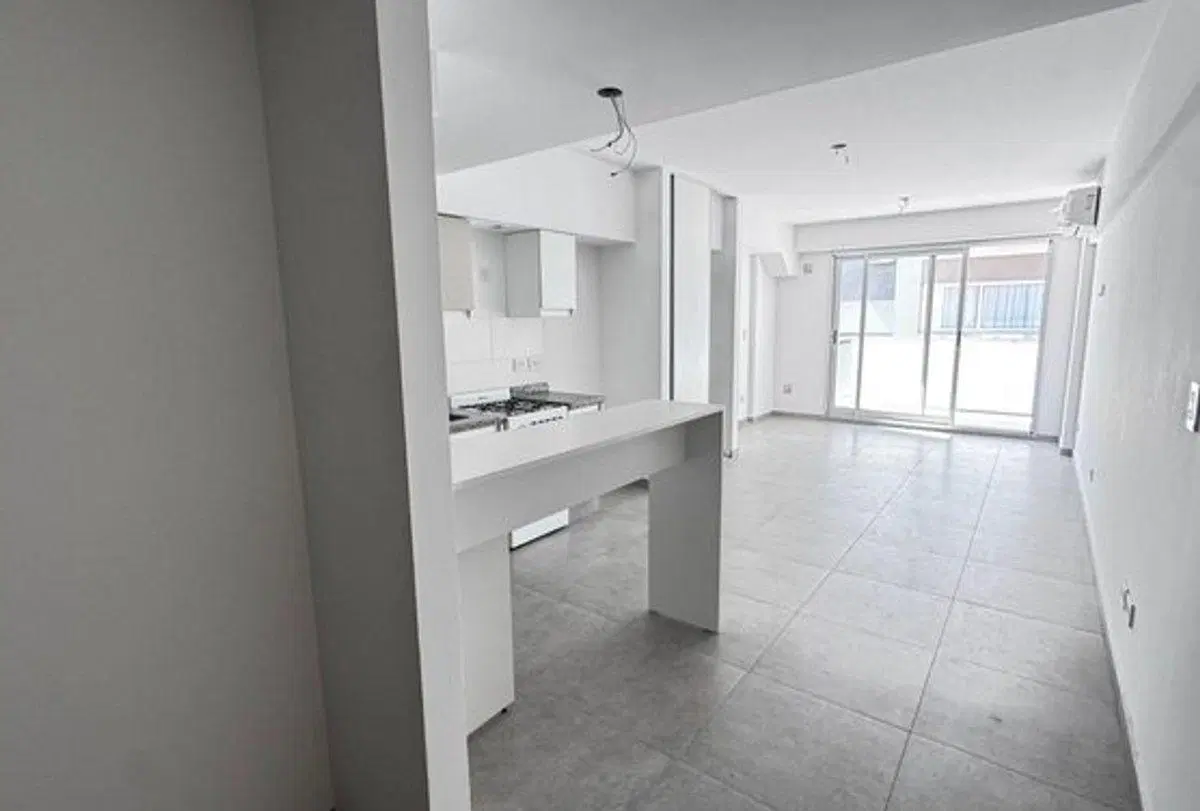 DEPARTAMENTO 1 AMBIENTE VENTA CABALLITO BALCON 4