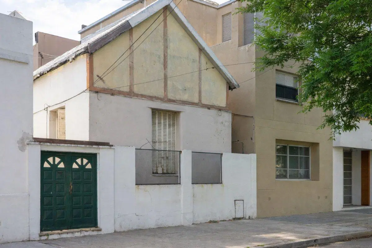 VENTA LOTE EN VERSALLES 8.66 x 31 mtrs 5