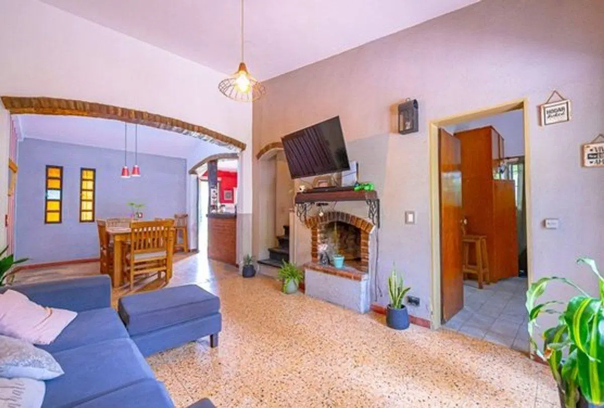 CASA 4 AMBIENTES VENTA LUJAN LEZICA PILETA PARQUE 2
