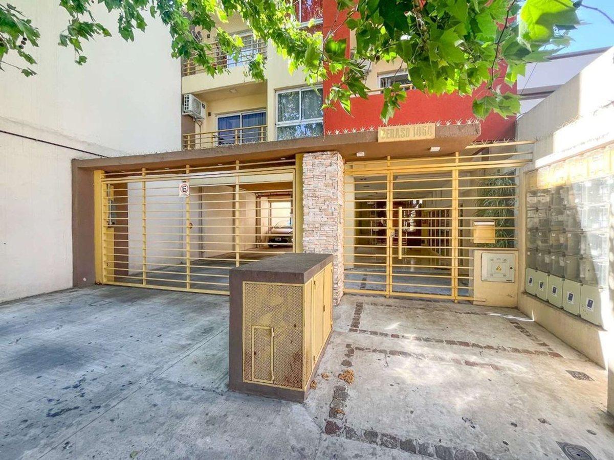VENTA DEPARTAMENTO 2 AMBIENTES STOS LUGARES BALCON