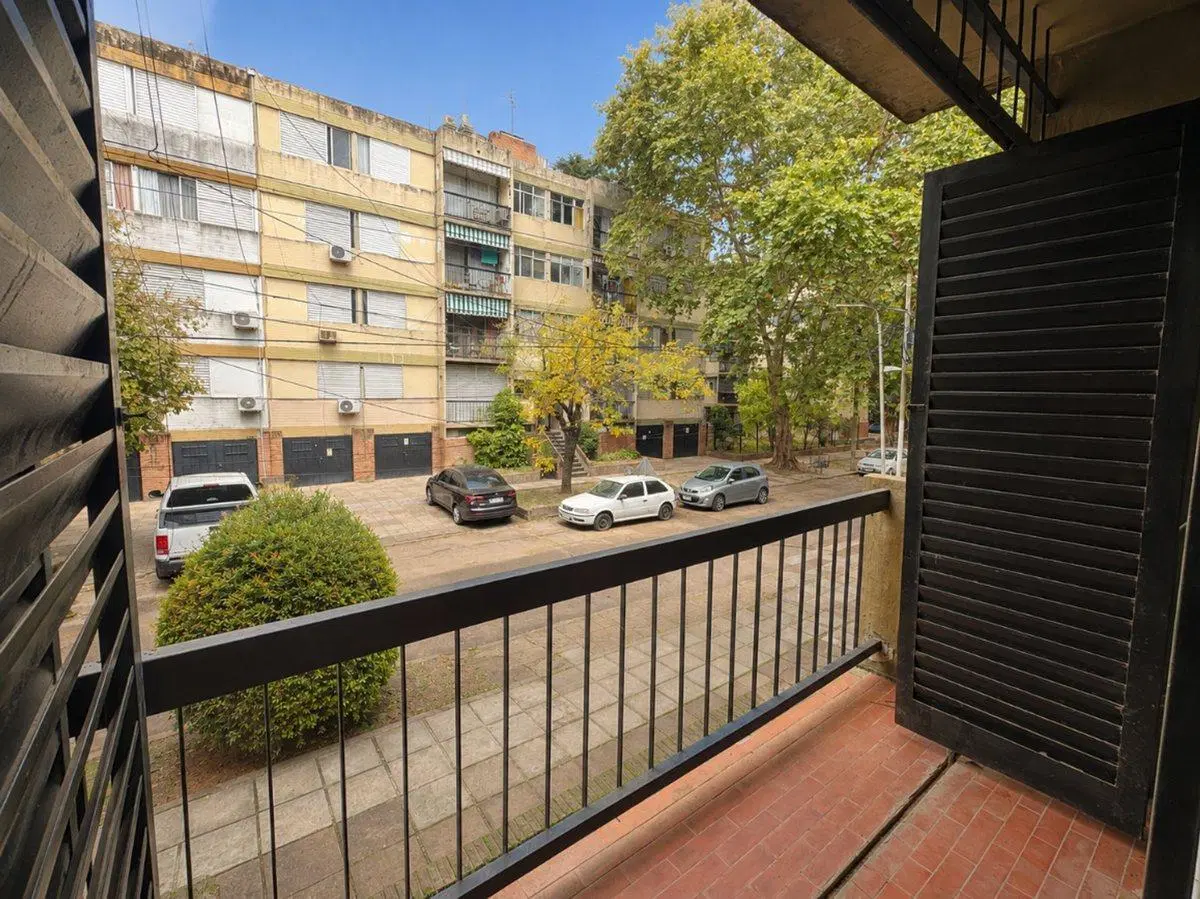 DEPARTAMENTO 3 AMBIENTES VENTA PALOMAR COCHERA 5
