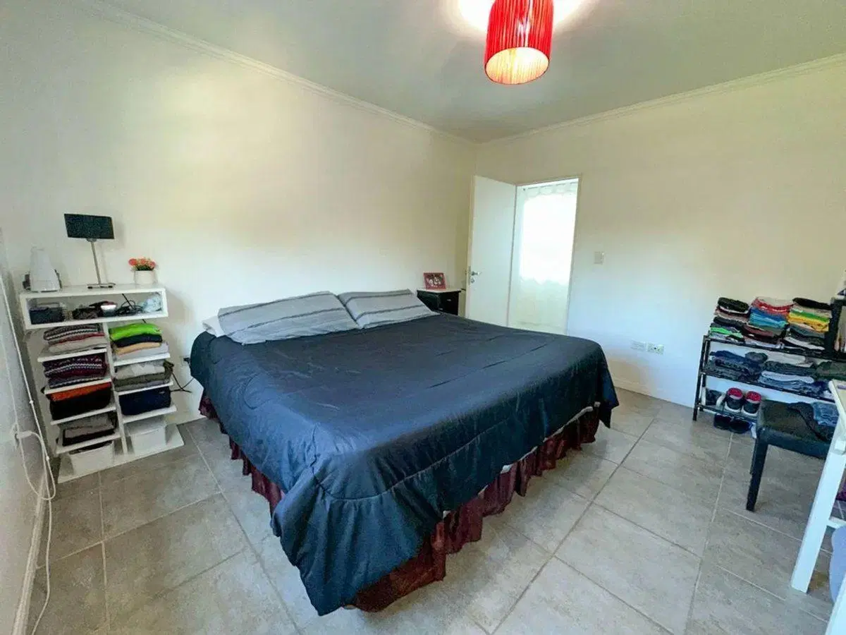 CASA VENTA VILLA LUZURIAGA CON PARQUE Y PILETA 5