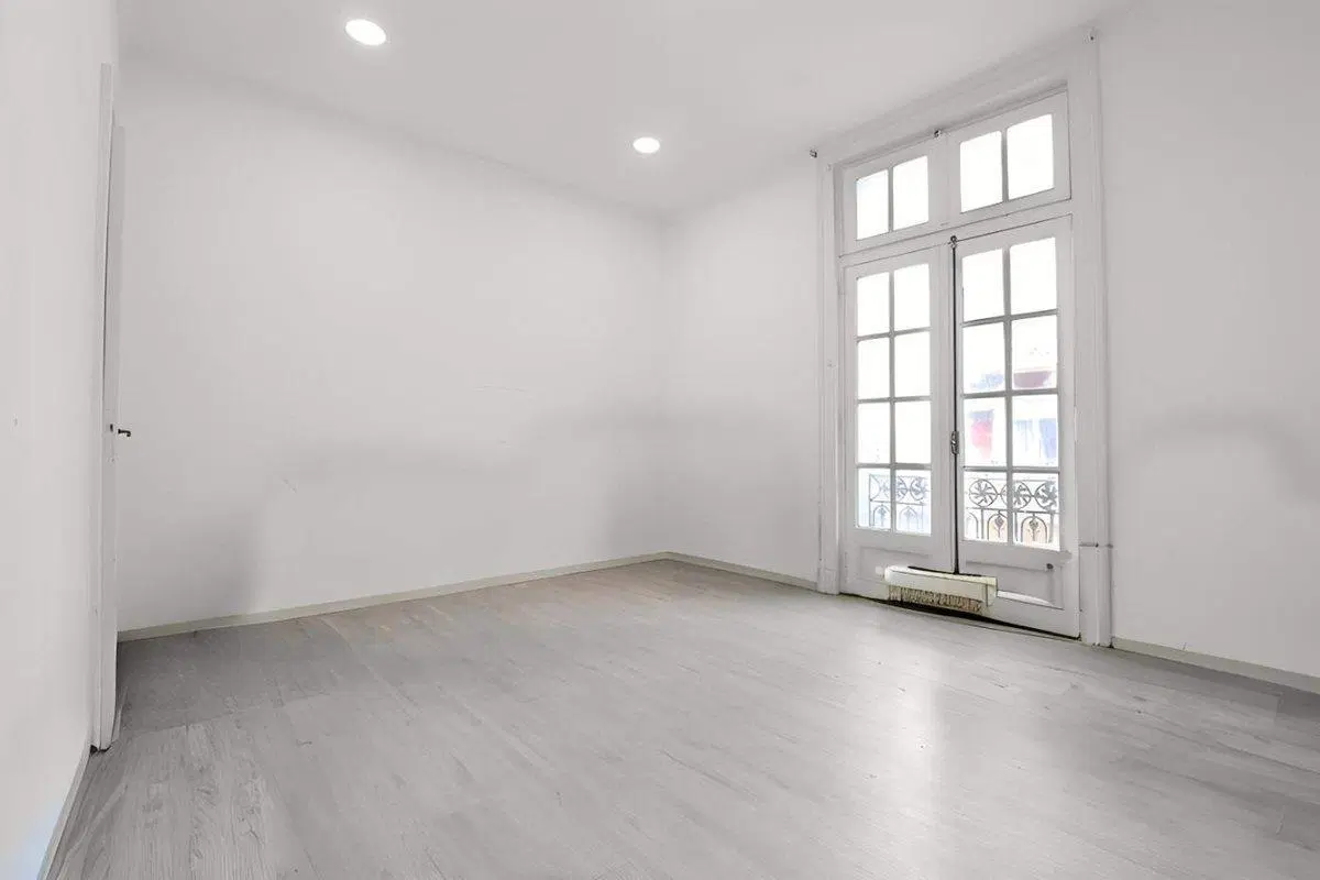 DEPARTAMENTO VENTA 6 AMB CON PATIO APTO CREDITO 2