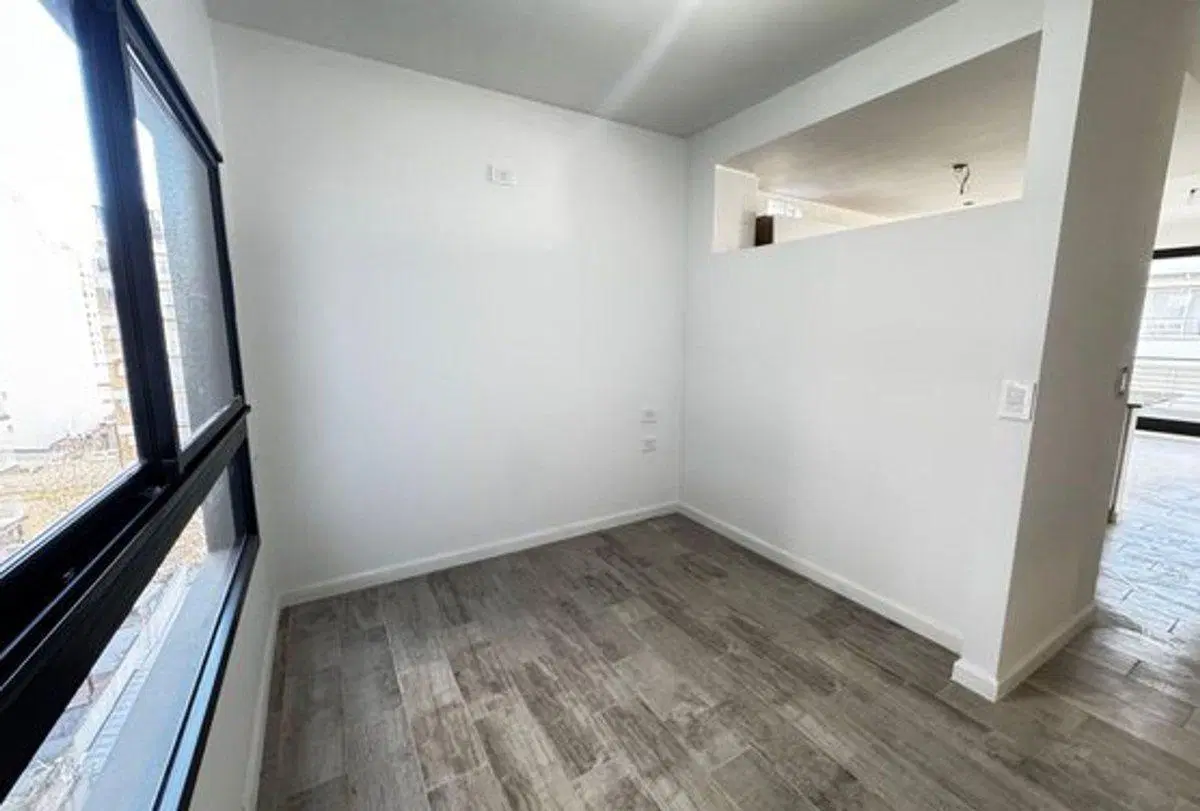 DEPARTAMENTO 2 AMBIENTES VENTA ALMAGRO BALCON 4