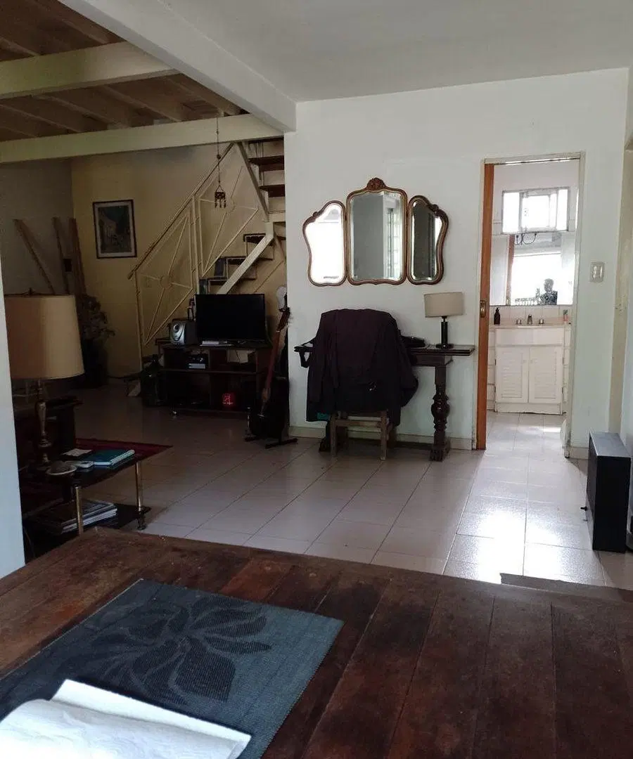 VENTA CASA 4 AMBIENTES BARRIO TIEMPO LIBRE 5