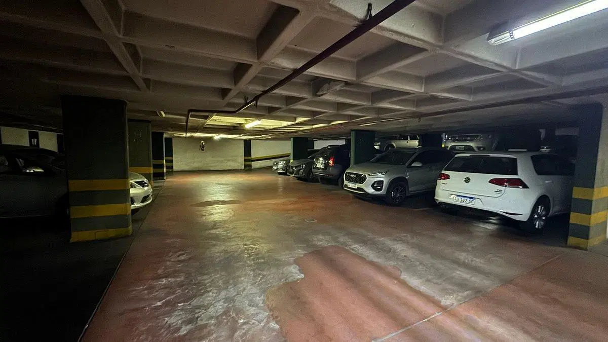 VENTA COCHERA  BELGRANO CUBIERTA GRANDE SEGURIDAD 5