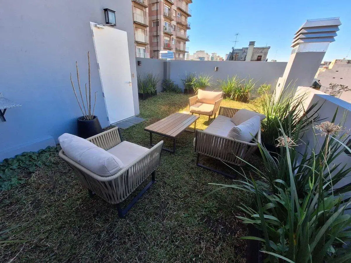 DEPARTAMENTO 2 AMBIENTES VENTA ALMAGRO BALCON 4