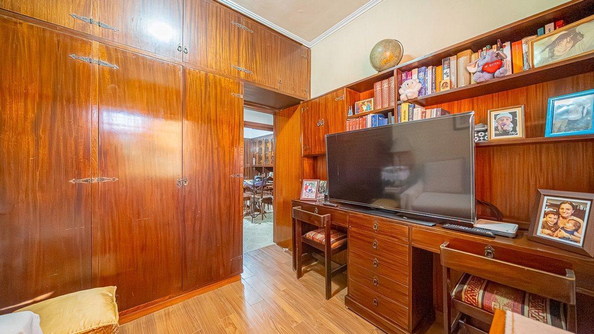 CASA EN VENTA 4 AMBIENTES SAN JUSTO PATIO TERRAZA