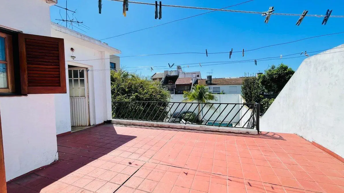 CASA HAEDO JARDIN PILETA APTO CREDITO PERMUTA 2