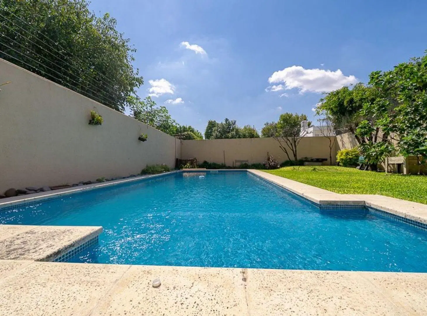 VENTA CHALET HAEDO PILETA APTO CRÉDITO 2