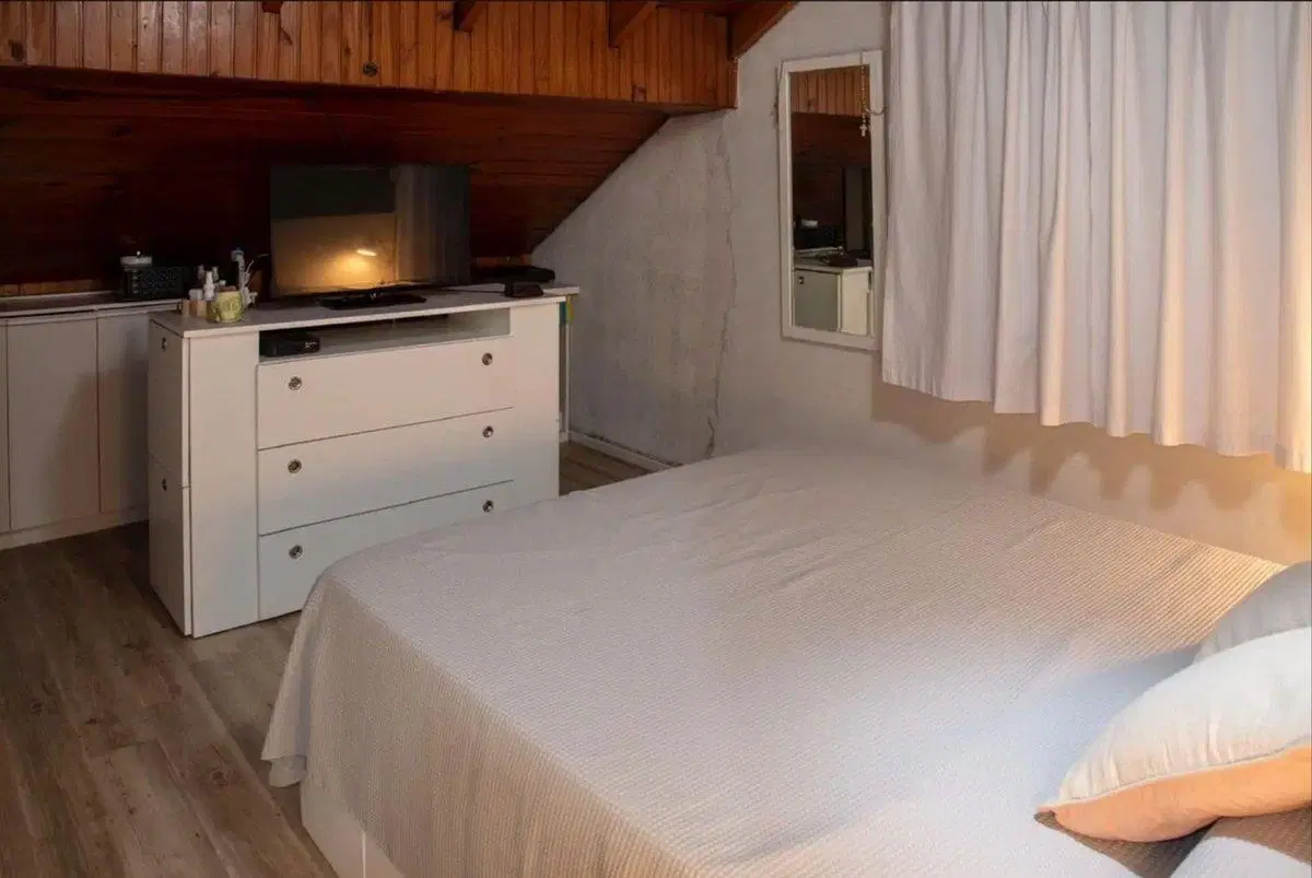CASA EN VENTA 4 AMBIENTES BOULOGNE 4