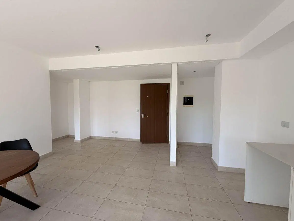 VENTA DPTO 2 AMBIENTES RAMOS MEJIA BALCON CORRIDO 5