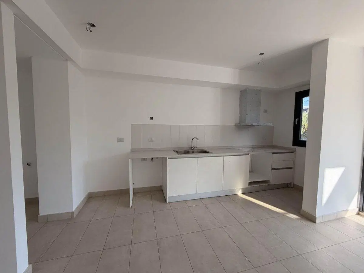 VENTA DPTO 2 AMBIENTES RAMOS MEJIA BALCON CORRIDO 3