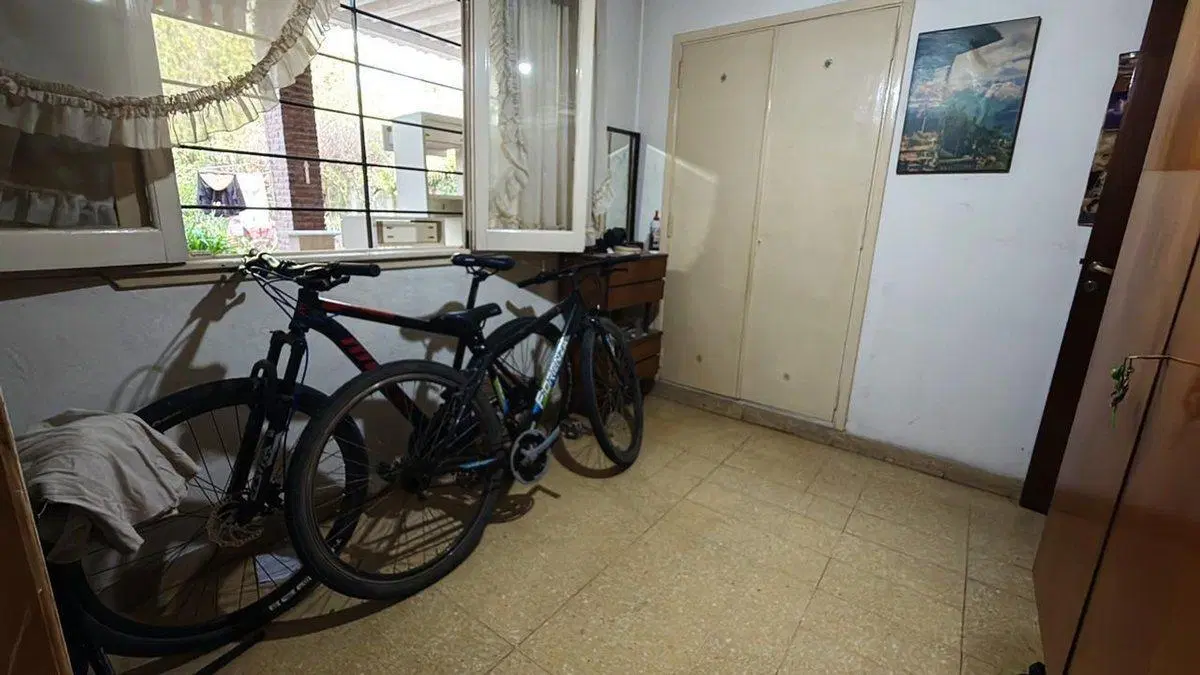 VENTA CASA 4 AMBIENTES CON PATIO EN MARCOS PAZ 5