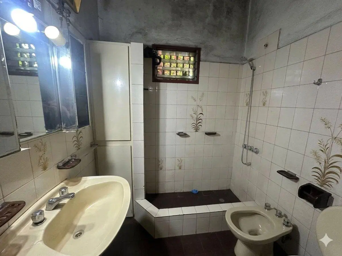VENTA CASA 5 AMBIENTES LA MATANZA REFACCIONAR 4