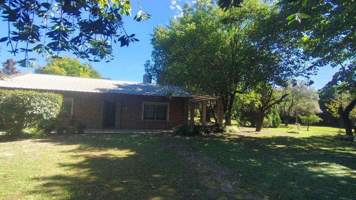 VENTA CASA QUINTA 3 AMBIENTES TRISTAN SUAREZ