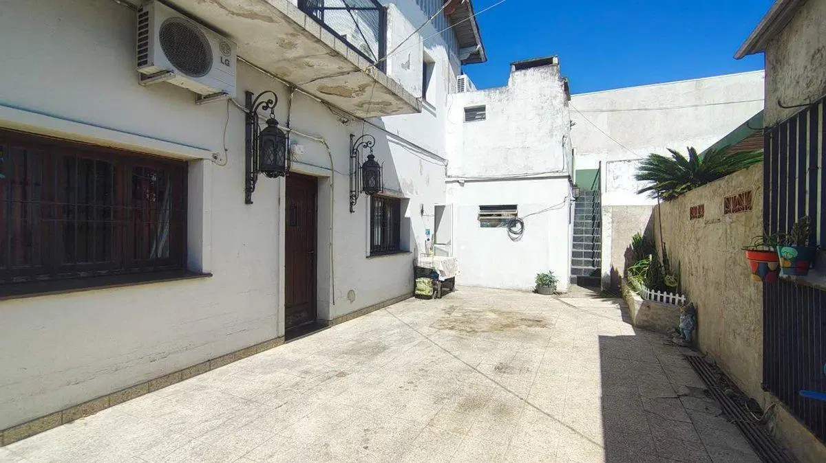 VENTA CASA MULTIFAMILIAR Y DOS LOCALES SOBRE PASCO 3