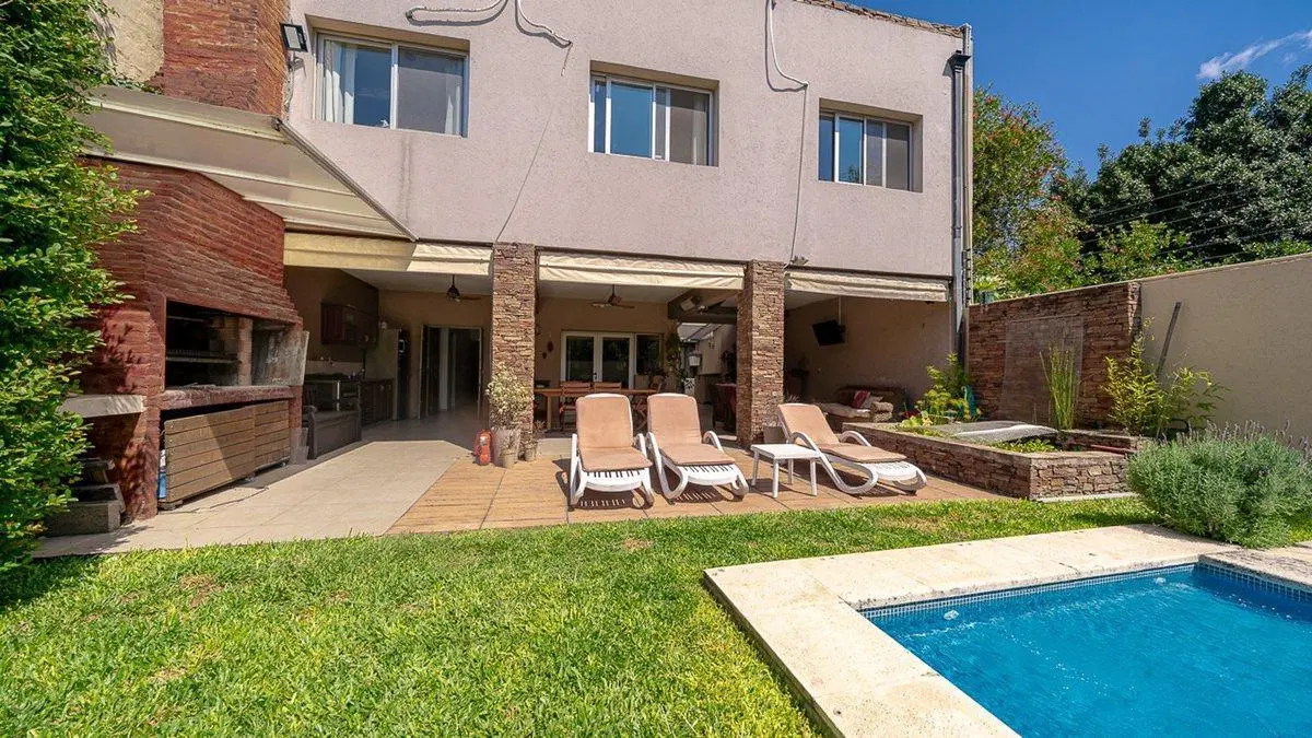 VENTA CHALET 5 AMBIENTES HAEDO APTO CREDITO 5