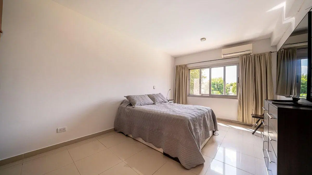 VENTA CHALET 5 AMBIENTES HAEDO APTO CREDITO 4