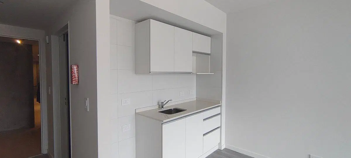 VENTA DEPARTAMENTO 1 AMBIENTE BALVANERA BALCON 4