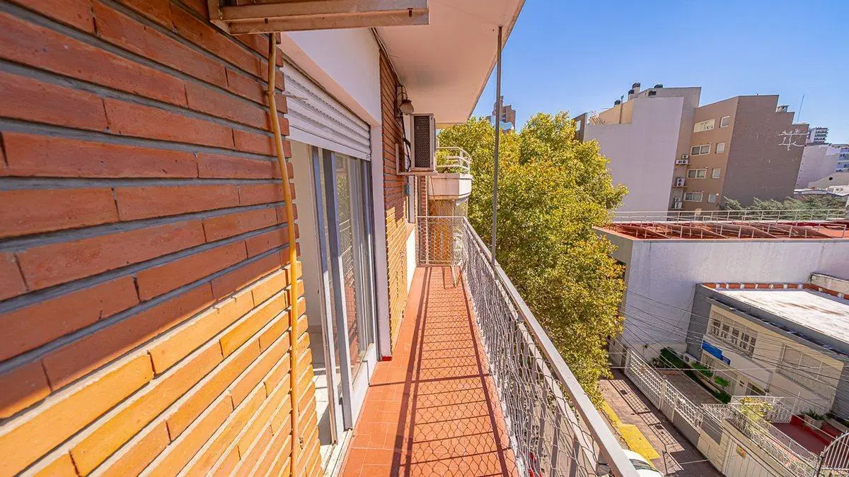 VENTA DEPARTAMENTO 3 AMBIENTES RAMOS MEJIA BALCON 5