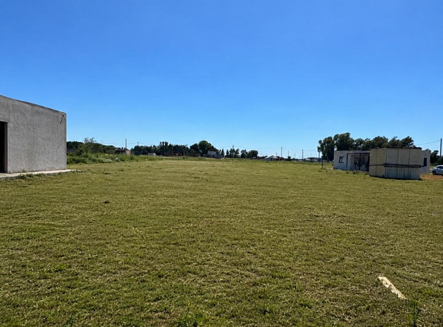 LOTE 800M2 BARRIO LAS PERDICES 2