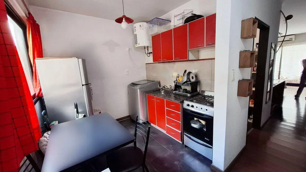 MONOAMBIENTE CON BALCON. DIFERENTE. APTO CREDITO 5