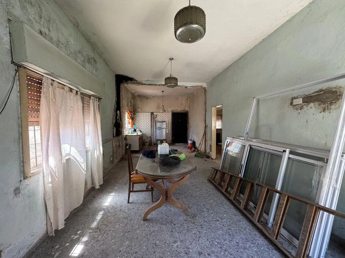 TERRENO VENTA PALOMAR CON CASA A TERMINAR LOCAL 4