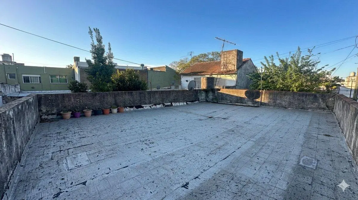 CASA 3 AMBIENTES CON PARQUE EN VENTA CIUDAD MADERO 2