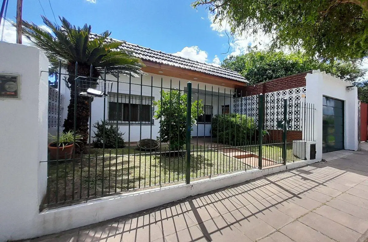 VENTA CASA 4 AMBIENTES SAN ANTONIO DE PADUA 2