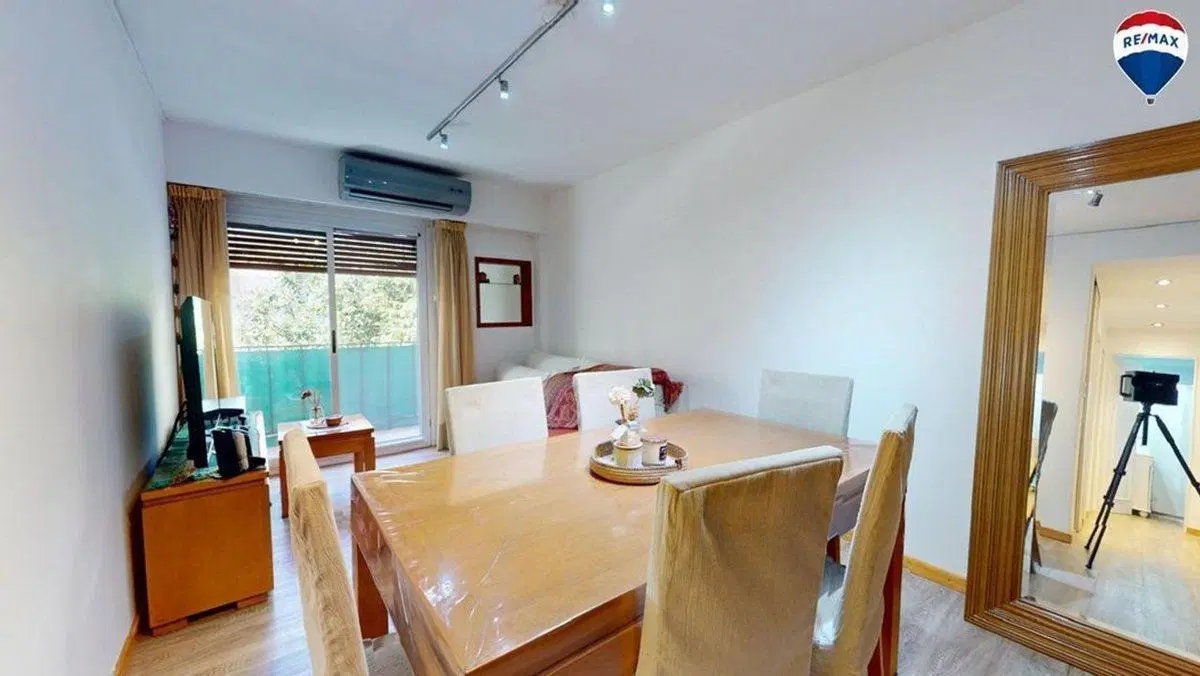 DEPARTAMENTO FLORES APTO CREDITO CON COCHERA 80 M2 4