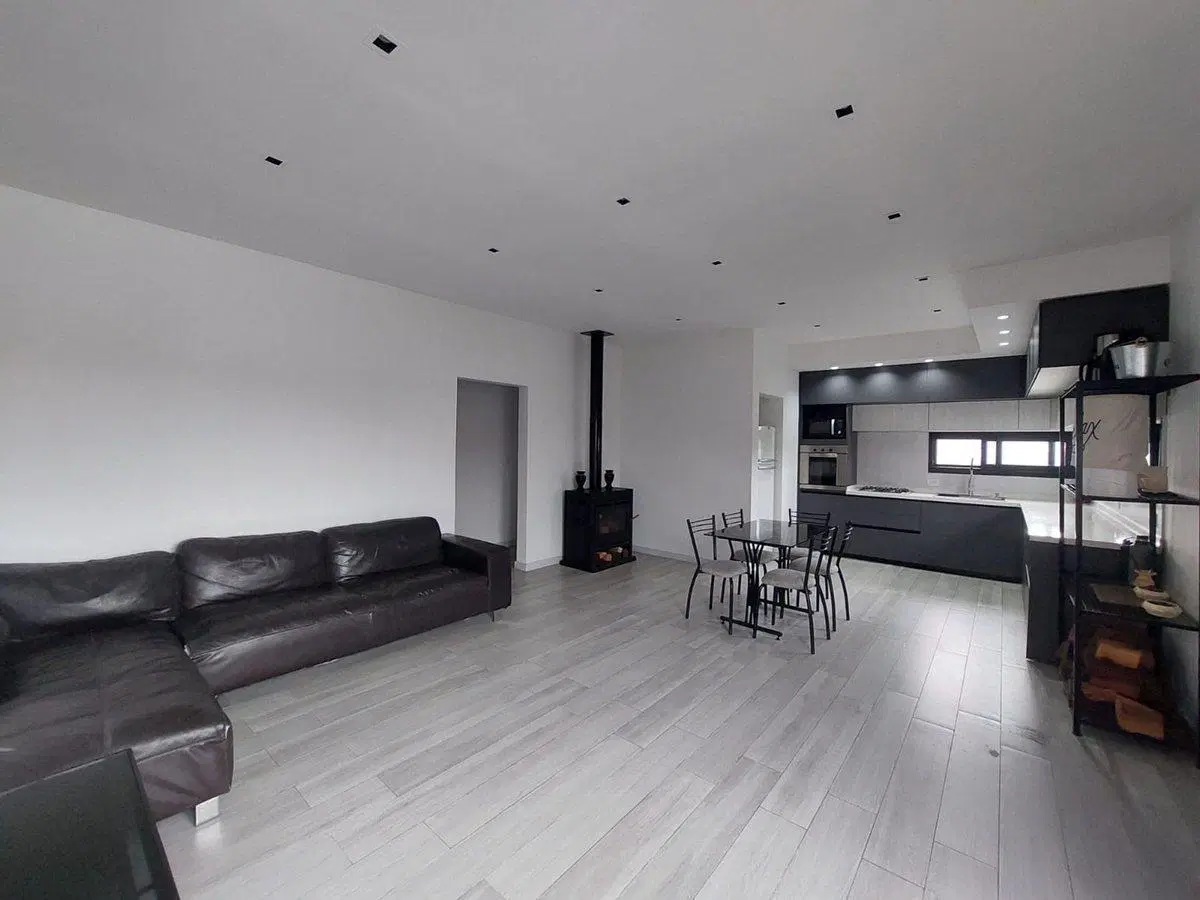 VENTA CASA 3 AMBIENTES BARRIO ESTILO DE CAMPO 5
