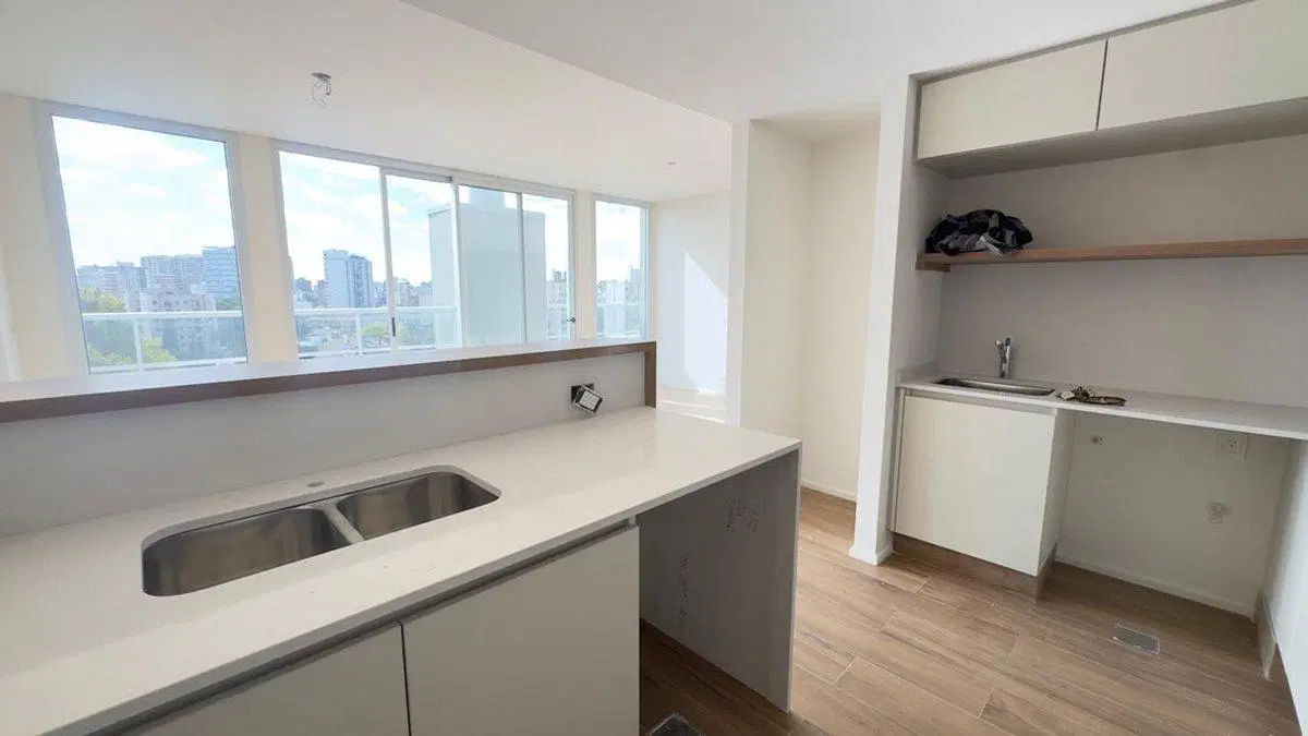 DEPARTAMENTO 2 AMBIENTE VENTA COLEGIALES BALCON 4