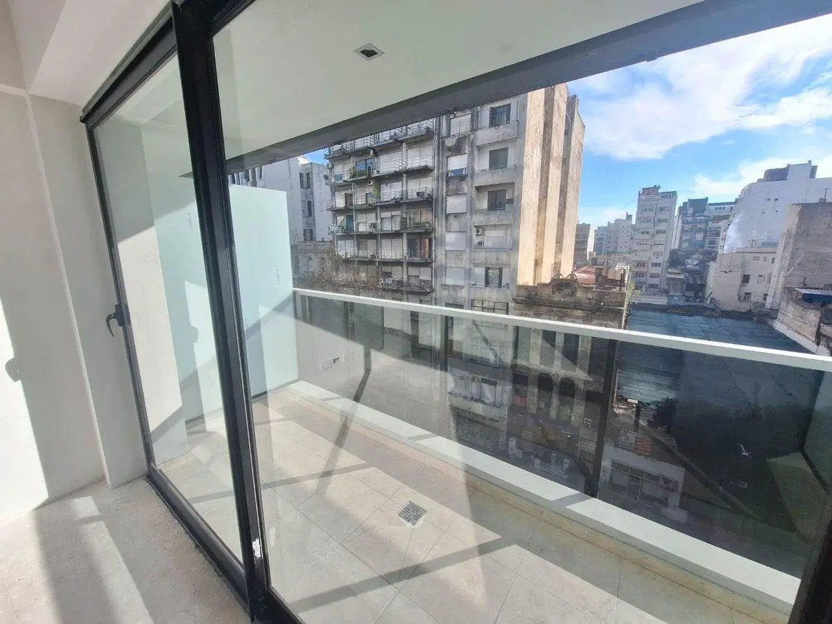 DEPARTAMENTO MONOAMBIENTE VENTA BALVANERA FRENTE 4