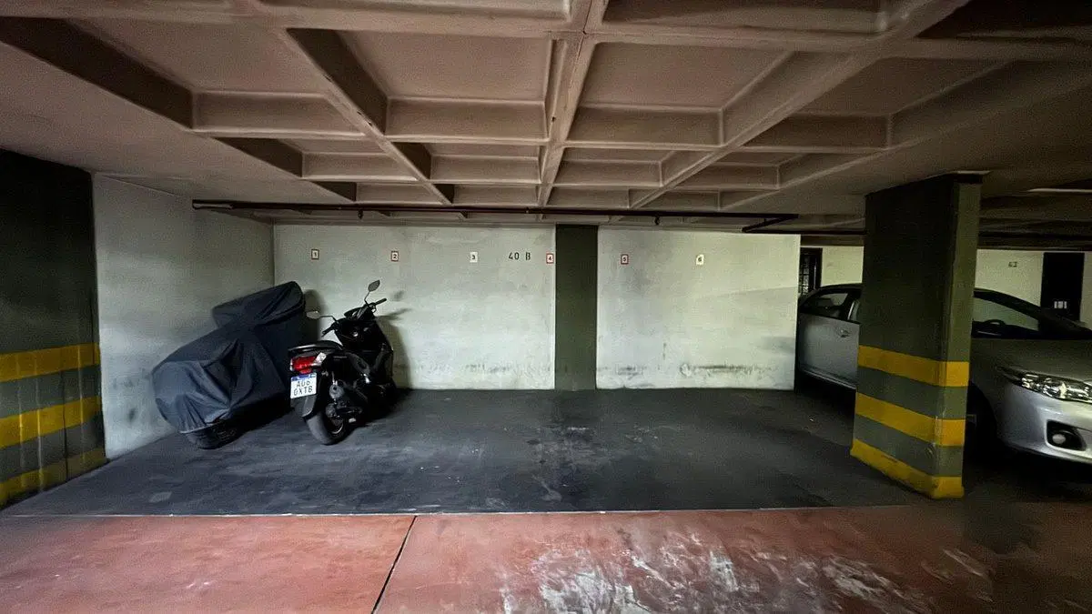 VENTA COCHERA EN BELGRANO CUBIERTA GRANDE 4