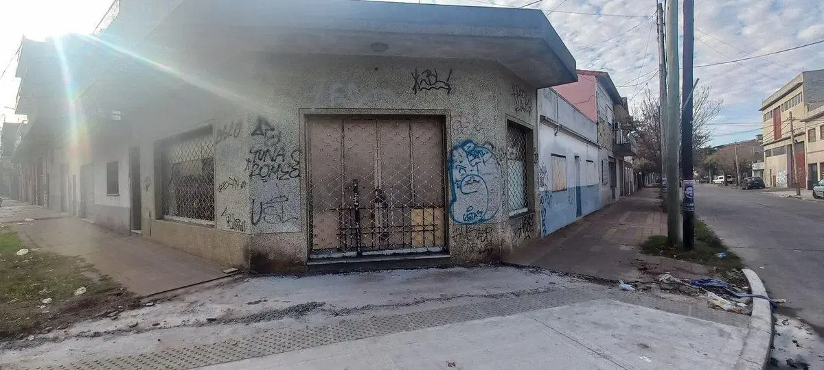 VENTA CASA 3 AMBIENTES LOCAL VILLA LYNCH TERRAZA 3