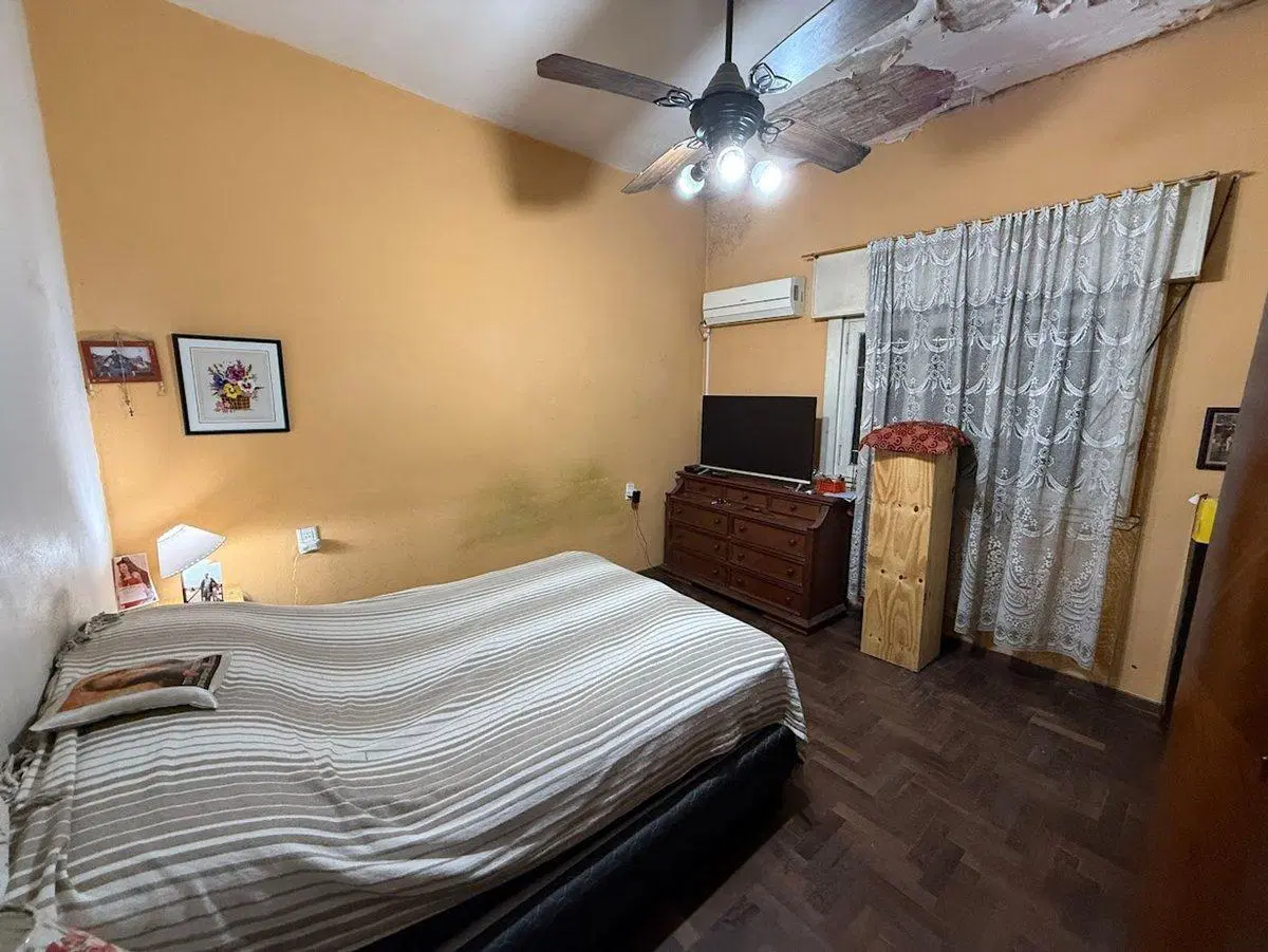 VENTA CASA 4 AMBIENTES EN VILLA INSUPERABLE 4