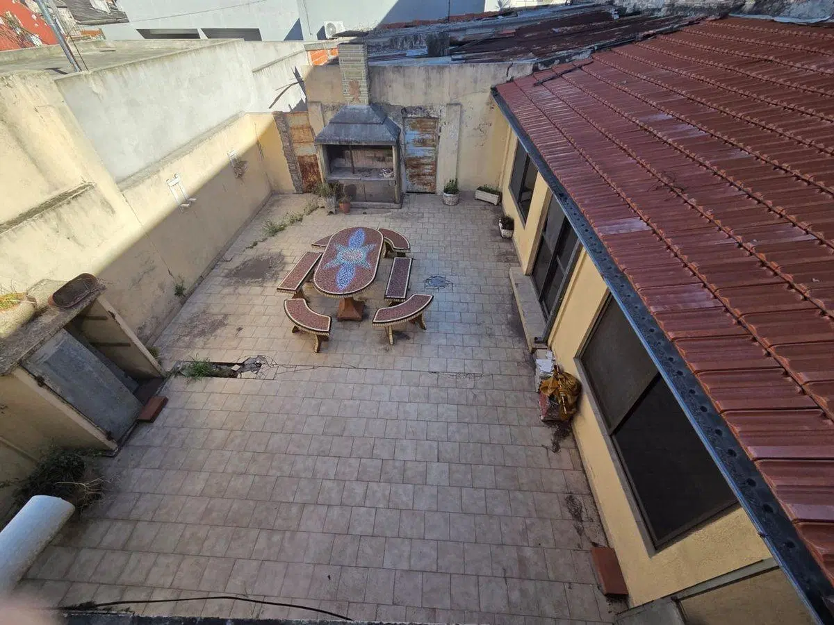 VENTA CASA RAMOS MEJIA OPORTUNIDAD RECICLAR 8