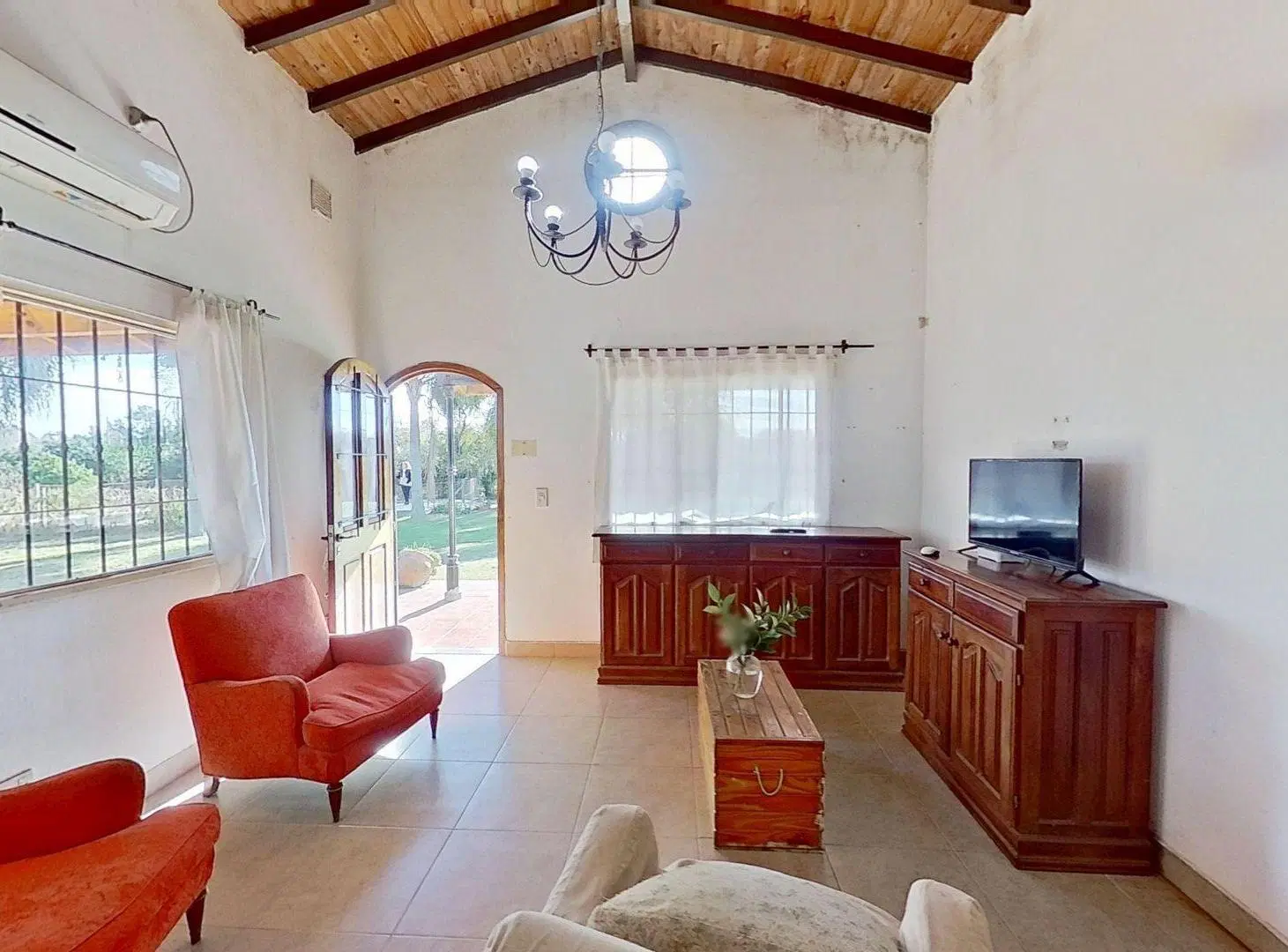 VENTA CASA EL REMANSO SOBRE LOTE 1585 M2 PILETA 4