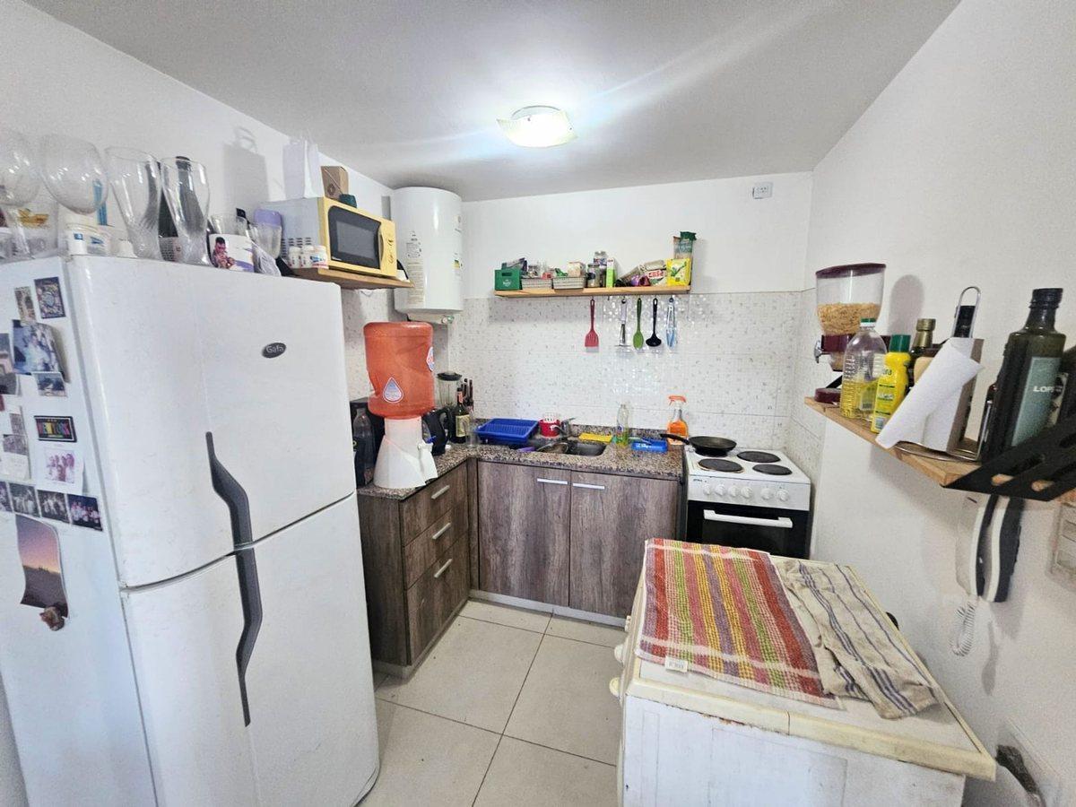 Foto de DEPARTAMENTO 2 AMBIENTES MORENO COCHERA PILETA, imagen 3