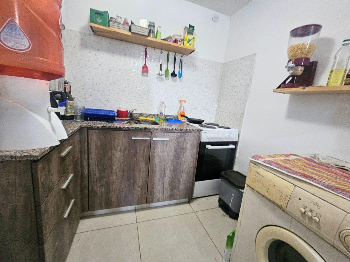 Foto de DEPARTAMENTO 2 AMBIENTES MORENO COCHERA PILETA, imagen 5