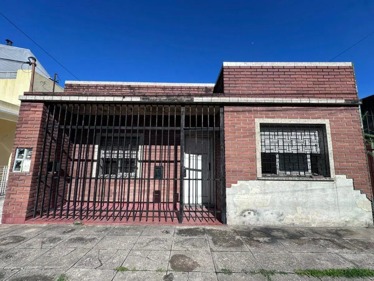 VENTA CASA 3 AMBIENTES EN EL PALOMAR PATIO 5