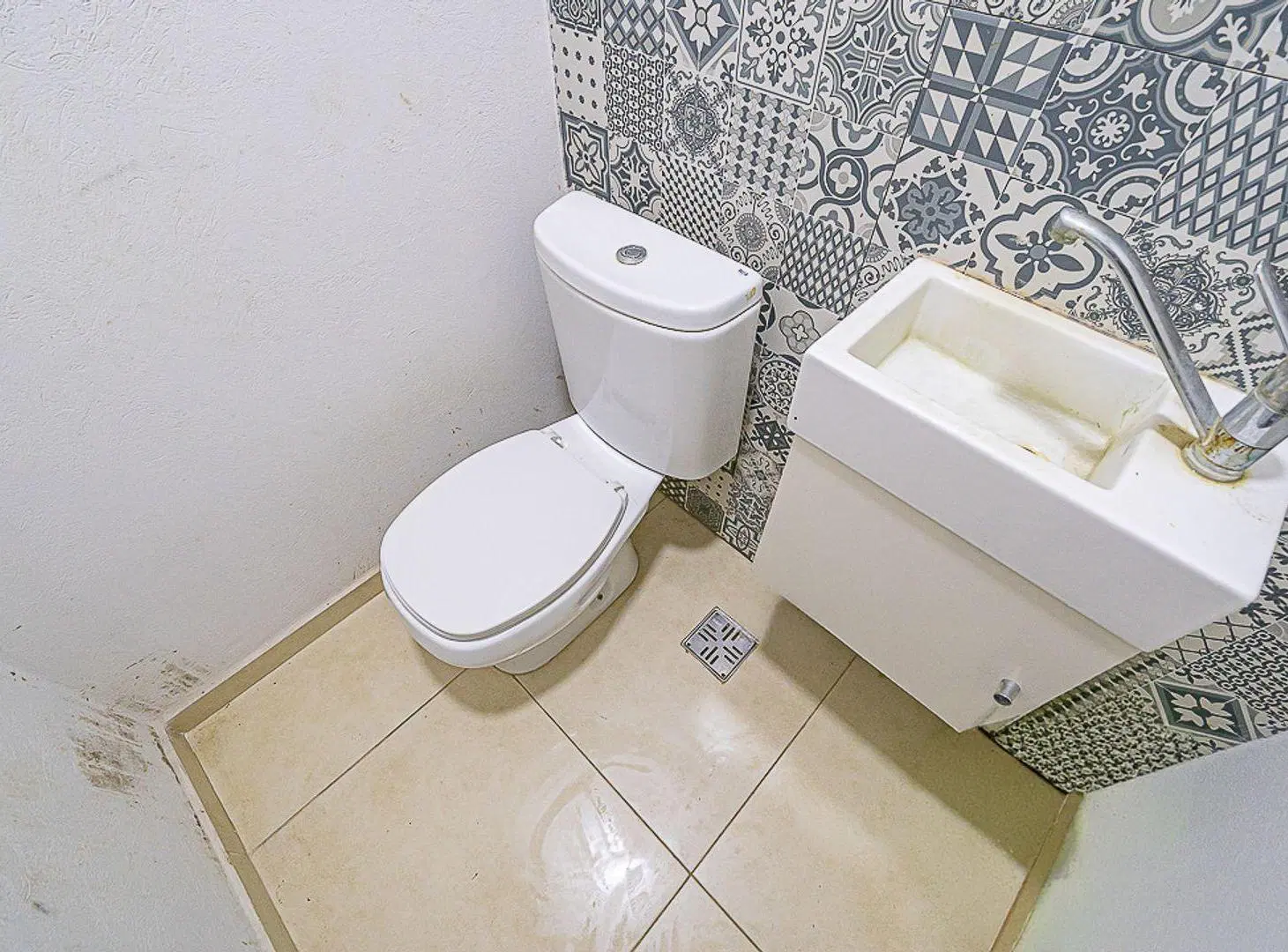 VENTA CASA 6 AMBIENTES HARAS SANTA MARIA 3