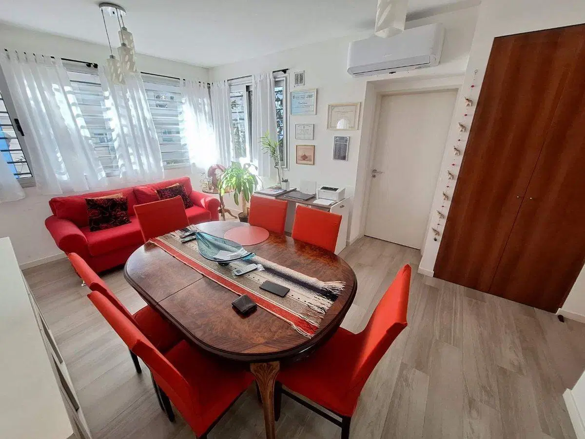 DEPARTAMENTO 2 AMBIENTES VENTA ALMAGRO FTE 4